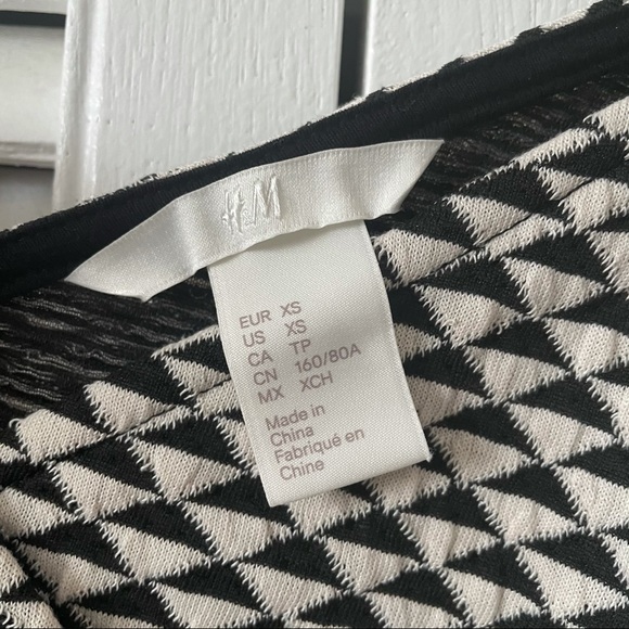 H&M dress - Picture 3 of 4